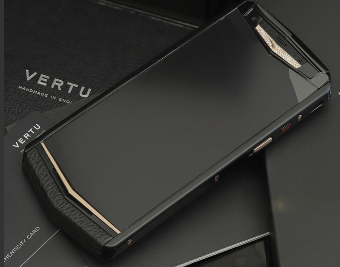 vertu-aster-p-rose-gold-diamond