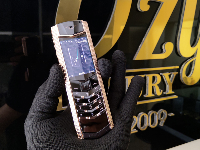 Vertu Cloude de pari Rose Gold