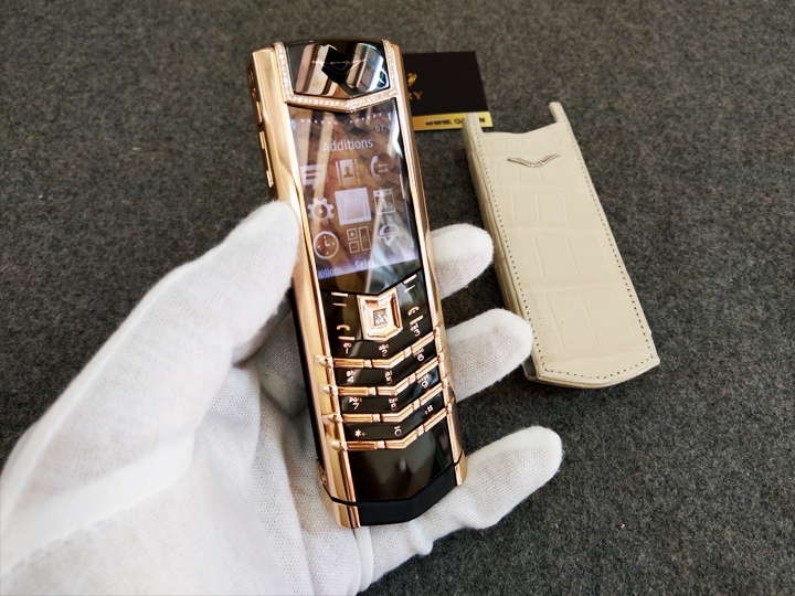 vertu-signature-s-vang-khoi