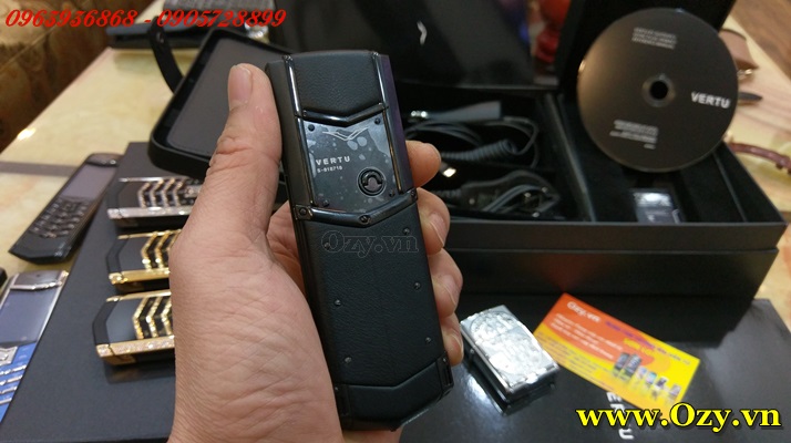 Vertu signature s black diamonds