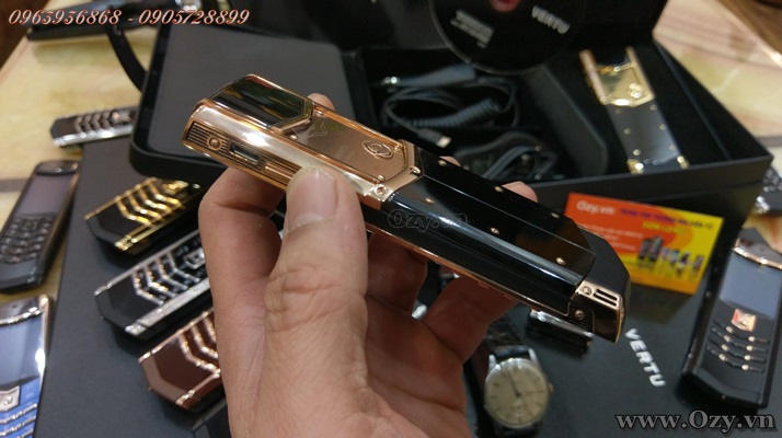 Vertu s rose gold