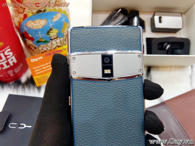 Vertu Constellation X xanh bản mới